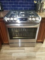 6.3 cu. ft. Gas Single Oven Slide-in Range with ProBake Convection and EasyClean - Image 2